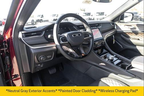 2025 Jeep Grand Cherokee Summit