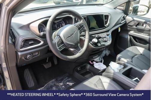 2025 Chrysler Pacifica L