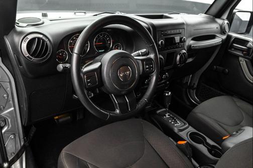 2017 Jeep Wrangler Sport