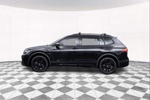 2022 Volkswagen Tiguan 2.0T SE R-Line Black 4MOTION
