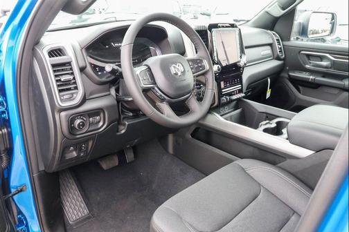Hydro Blue Pearlcoat 2026 RAM 1500 Big Horn/Lone Star