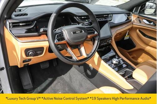 2025 Jeep Grand Cherokee L Summit