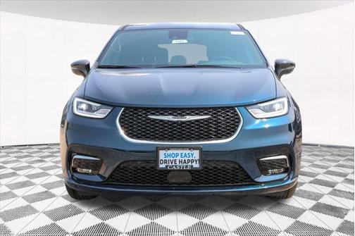 2025 Chrysler Pacifica Hybrid Select