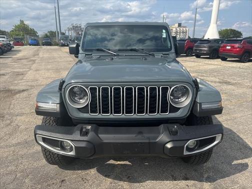 2024 Jeep Wrangler 4-Door Sahara 4x4