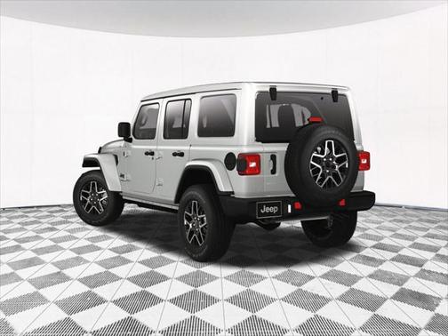2025 Jeep Wrangler 4-Door Sahara 4x4