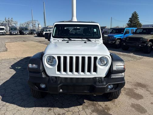2023 Jeep Wrangler Sport