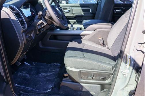 2026 RAM 2500 Big Horn Crew Cab 4x4 6'4' Box