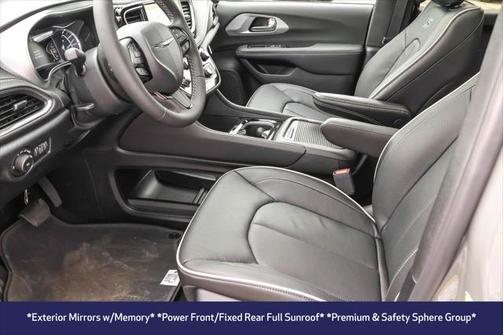 2025 Chrysler Pacifica Hybrid Premium S Appearance Pkg