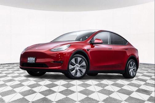 2022 Tesla Model Y Long Range Dual Motor All-Wheel Drive