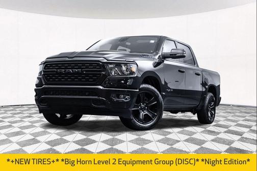 Diamond Black Crystal Pearlcoat 2023 RAM 1500 Big Horn/Lone Star