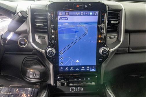 2025 RAM 2500 Big Horn Crew Cab 4x4 6'4' Box