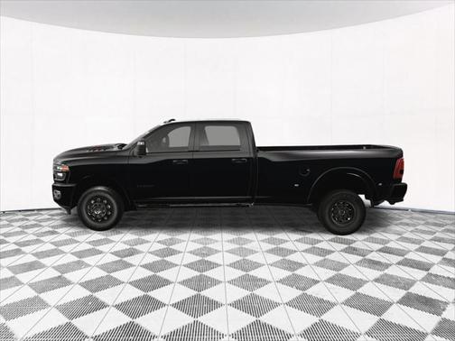 2025 RAM 3500 Laramie Crew Cab 4x4 8' Box