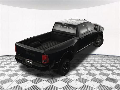 2025 RAM 3500 Laramie Crew Cab 4x4 8' Box