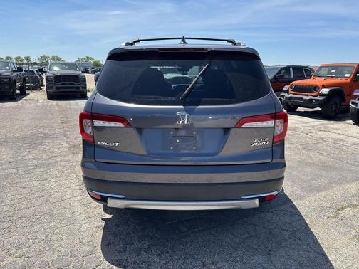 Modern Steel Metallic 2020 Honda Pilot AWD Elite