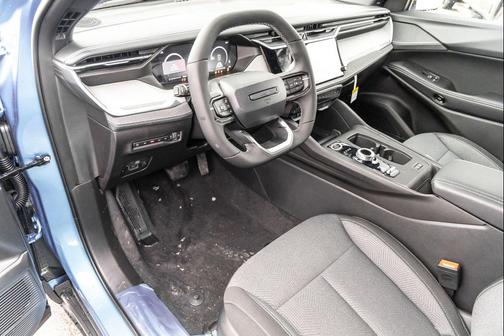 2026 Jeep Cherokee Laredo 4x4