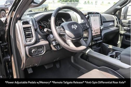 2025 RAM 2500 Laramie Crew Cab 4x4 6'4' Box