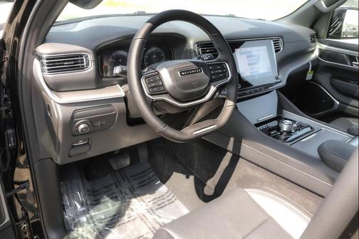 2025 Jeep Wagoneer Series II Overland 4x4