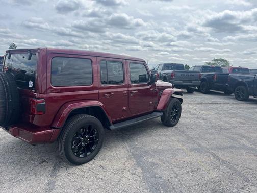 Snazzberry Pearlcoat 2021 Jeep Wrangler Unlimited Sahara