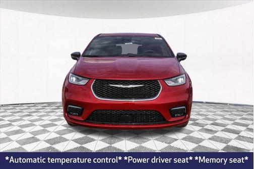 2025 Chrysler Pacifica L
