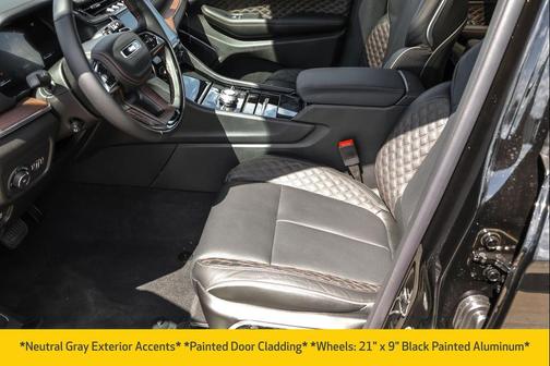 2025 Jeep Grand Cherokee Summit
