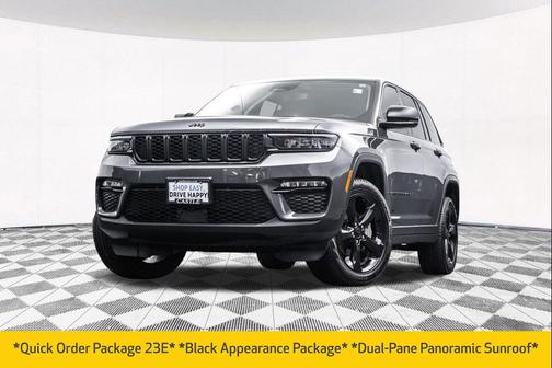 Baltic Gray Metallic Clearcoat 2023 Jeep Grand Cherokee Limited