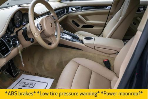 2015 Porsche Panamera 4