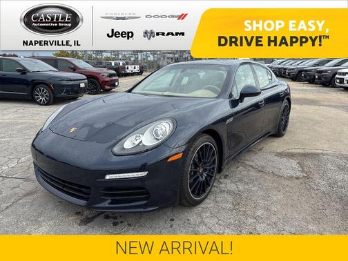 2015 Porsche Panamera 4