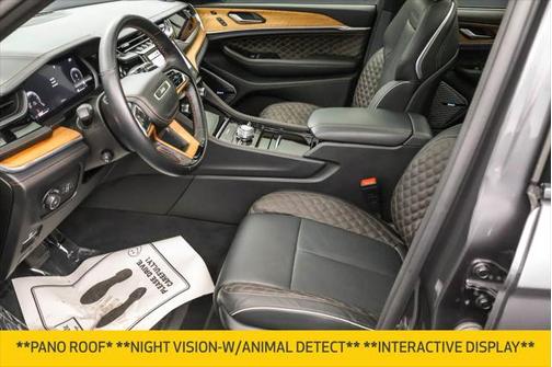 2023 Jeep Grand Cherokee Summit