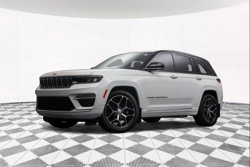 Bright White Clearcoat 2024 Jeep Grand Cherokee Summit