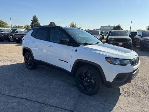 2023 Jeep Compass Trailhawk