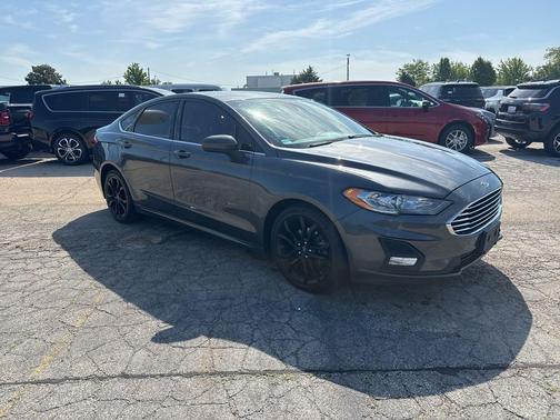 Magnetic 2019 Ford Fusion SE