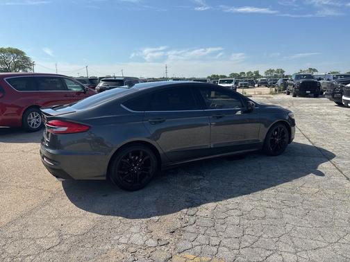 Magnetic 2019 Ford Fusion SE