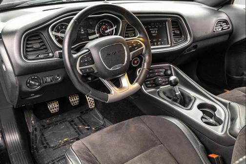 2015 Dodge Challenger SRT 392