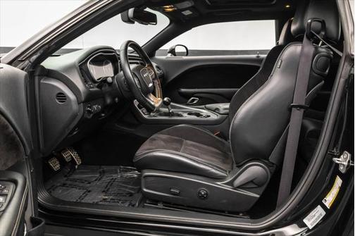 2015 Dodge Challenger SRT 392