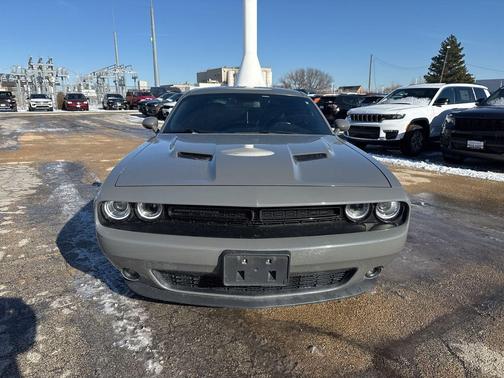 2018 Dodge Challenger SXT