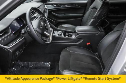 2022 Jeep Grand Cherokee L Altitude
