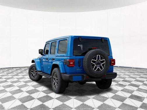 2026 Jeep Wrangler 4-Door Sahara 4x4