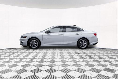 2017 Chevrolet Malibu 1LS