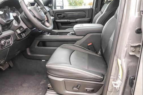 2026 RAM 3500 Limited