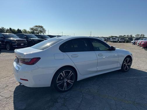 2023 BMW 330 xDrive
