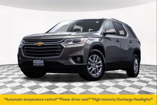 Pepperdust Metallic 2019 Chevrolet Traverse LT Cloth