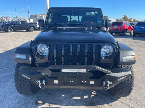 2020 Jeep Gladiator Sport S