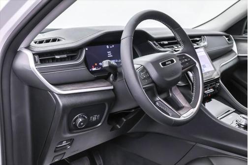 2024 Jeep Grand Cherokee Limited X