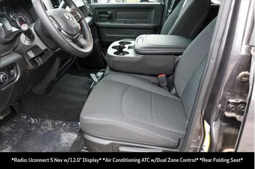 2025 RAM 2500 Tradesman Crew Cab 4x4 6'4' Box