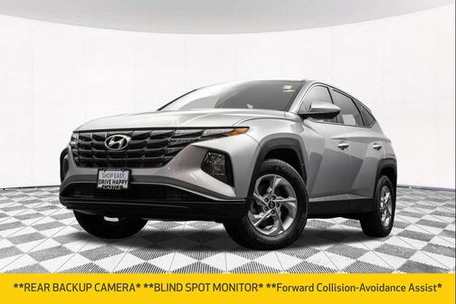 2023 Hyundai TUCSON SE
