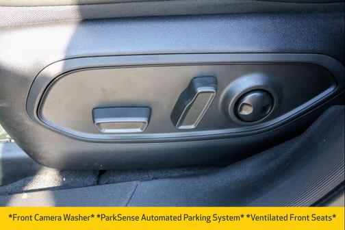 Diamond Black Crystal Pearlcoat 2026 Jeep Cherokee Overland