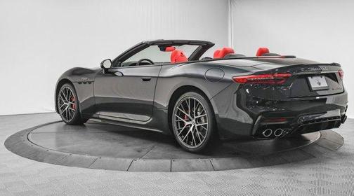 2024 Maserati GranCabrio Trofeo