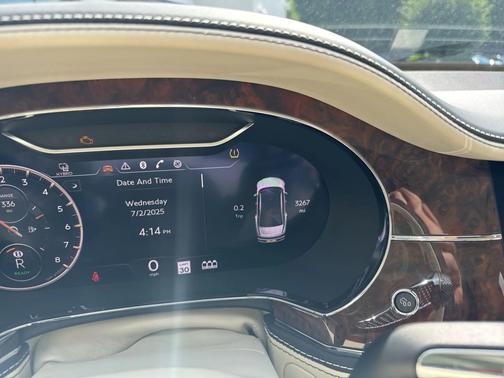 2022 Bentley Flying Spur V6 Hybrid