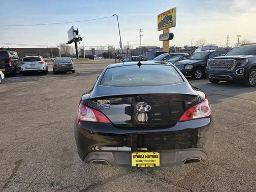 Bathurst Black 2011 Hyundai Genesis Coupe 3.8 Grand Touring