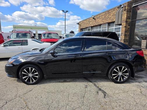 2014 Chrysler 200 Limited